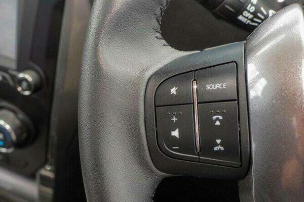 2022 Mahindra PIK-UP S11
