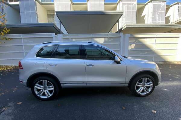 2014 Volkswagen Touareg V6 TDI Tiptronic 4MOTION 7P MY14