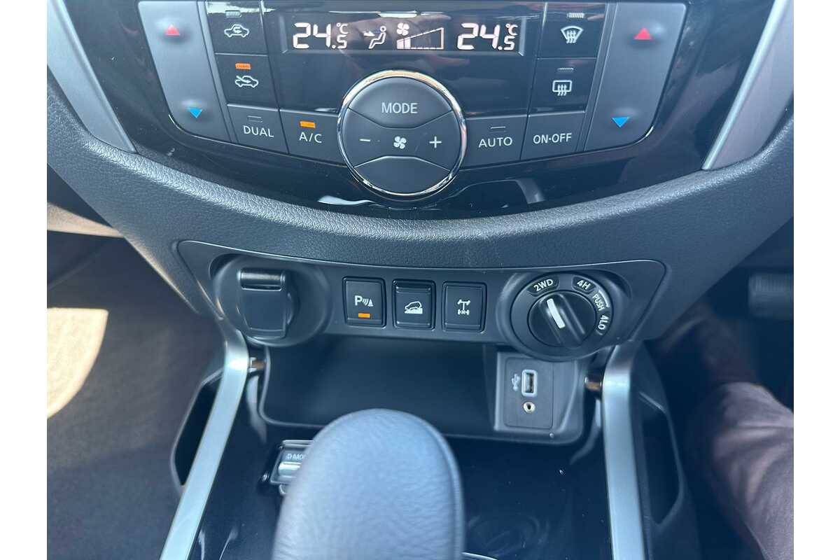 2023 Nissan Navara ST-X D23