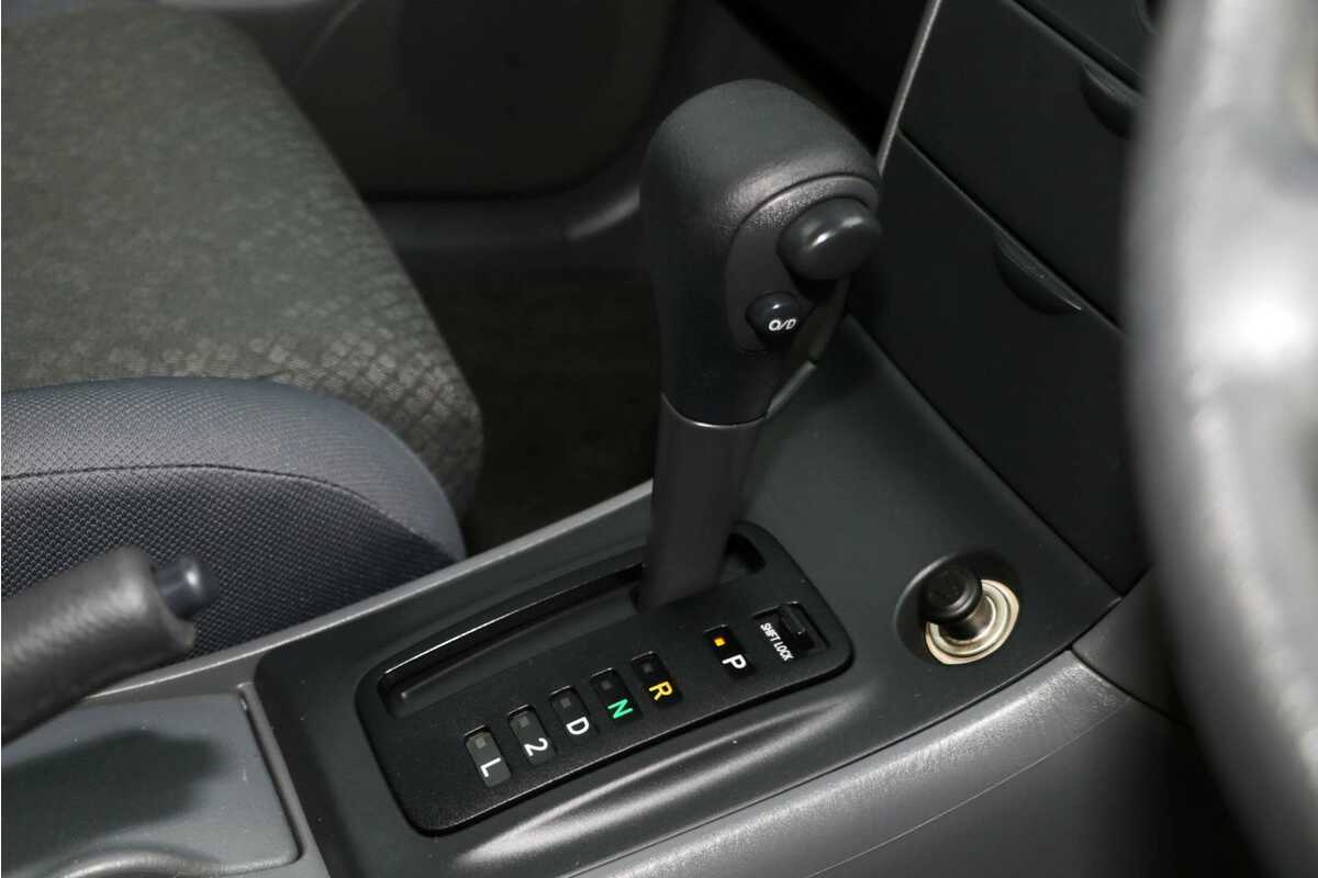 2005 Toyota Corolla Ascent ZZE122R