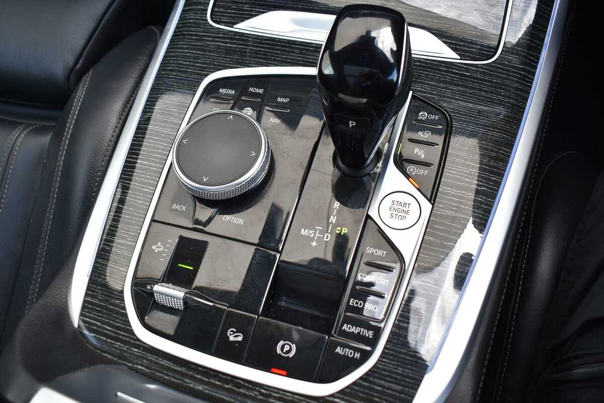 2021 BMW X7 xDrive30d G07