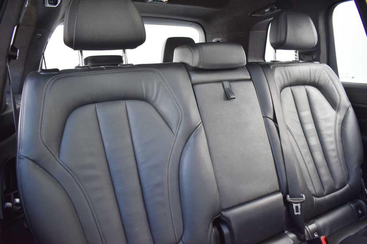 2021 BMW X7 xDrive30d G07