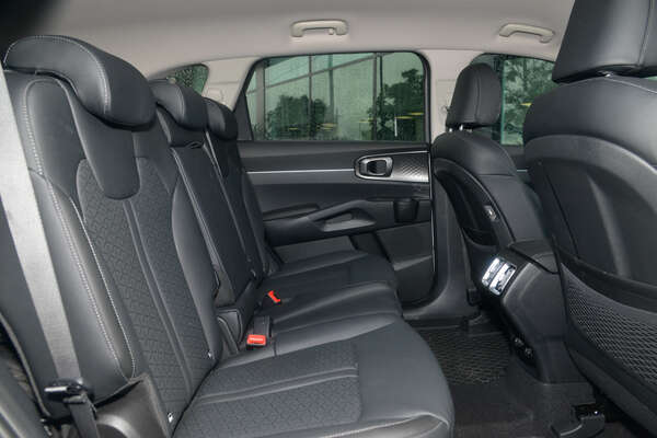 2023 Kia Sorento Sport+ MQ4