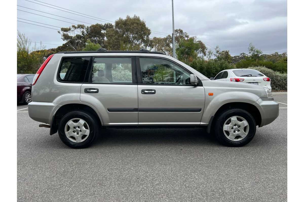 2003 Nissan X-TRAIL ST T30
