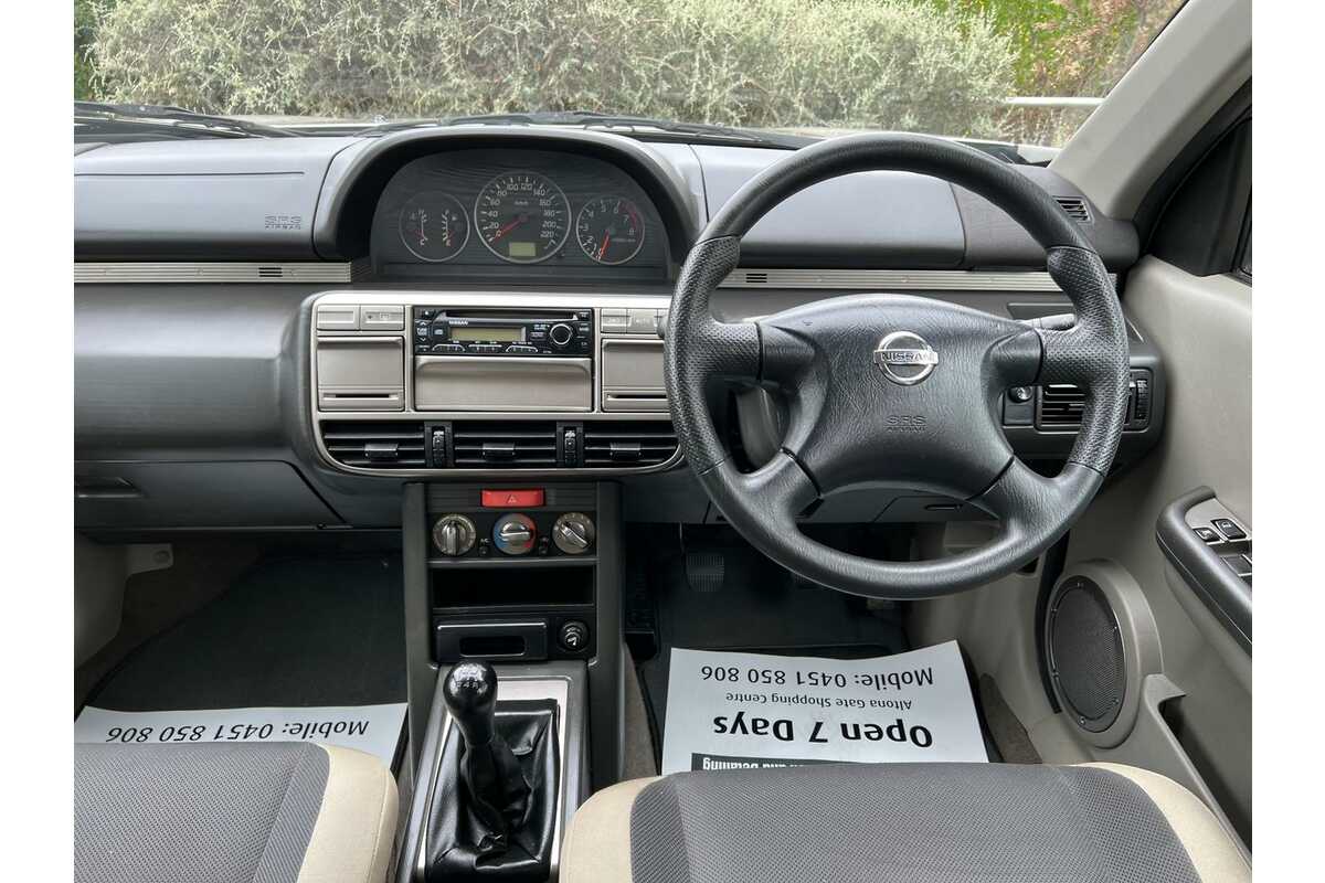 2003 Nissan X-TRAIL ST T30