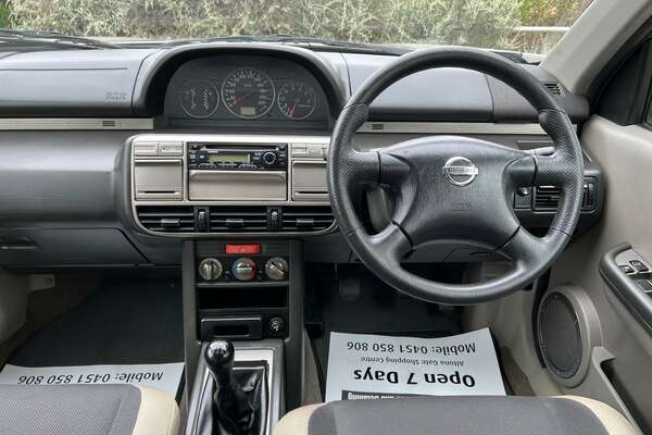2003 Nissan X-TRAIL ST T30