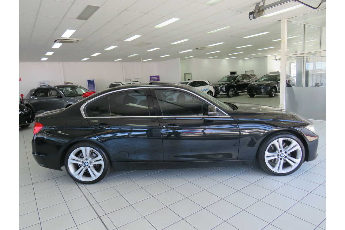 2013 BMW 3 Series 328i Sport Line F30 MY0813