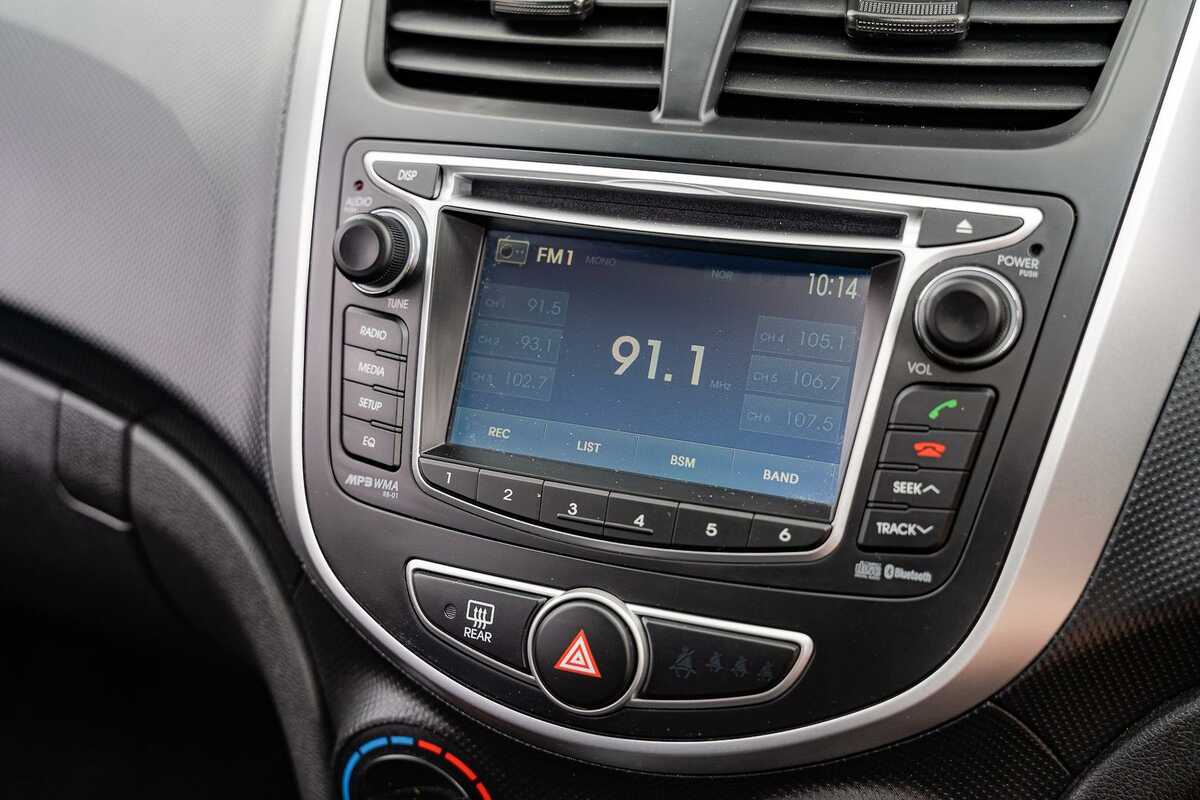 2013 Hyundai Accent Active RB