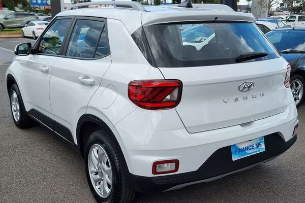 2022 Hyundai Venue  QX.V4