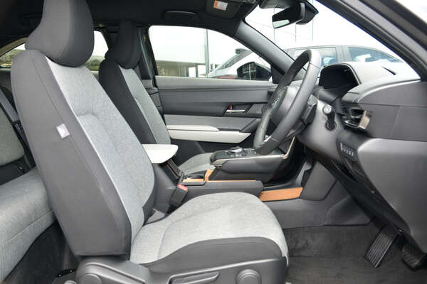 2023 Mazda MX-30 G20e Evolve DR Series