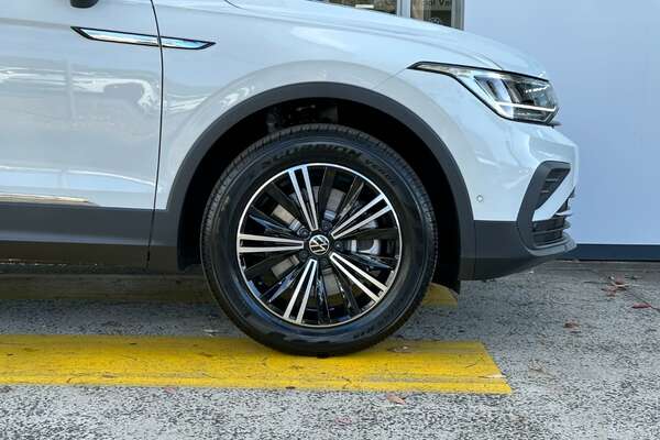2023 Volkswagen Tiguan 132TSI Life 5N