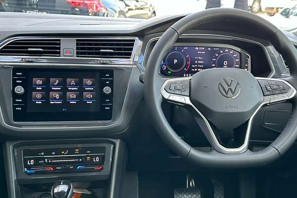 2023 Volkswagen Tiguan 132TSI Life 5N