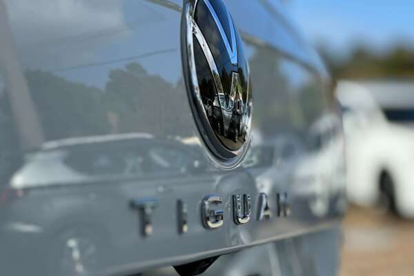 2023 Volkswagen Tiguan 132TSI Life 5N
