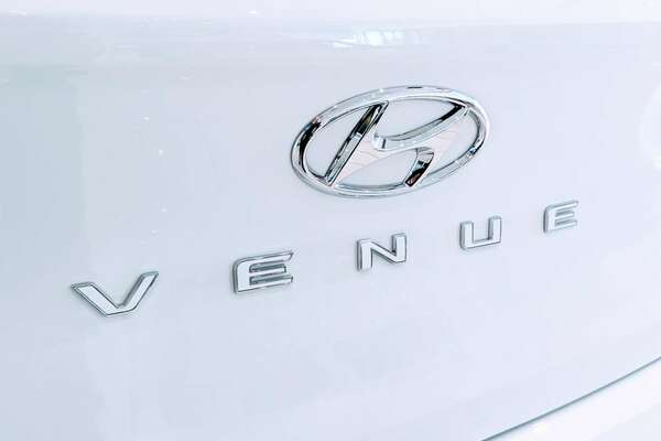 2024 Hyundai Venue Elite QX.V5