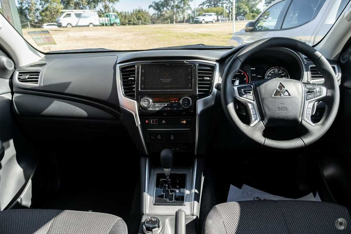 2023 Mitsubishi Triton GLS MR