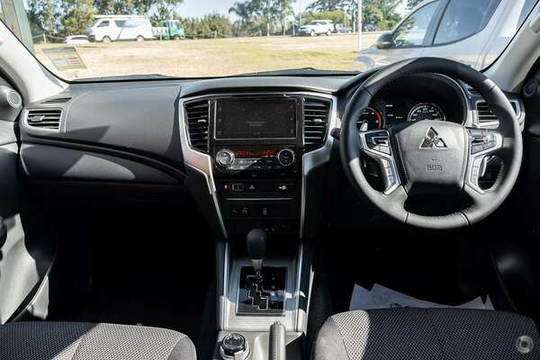 2023 Mitsubishi Triton GLS MR