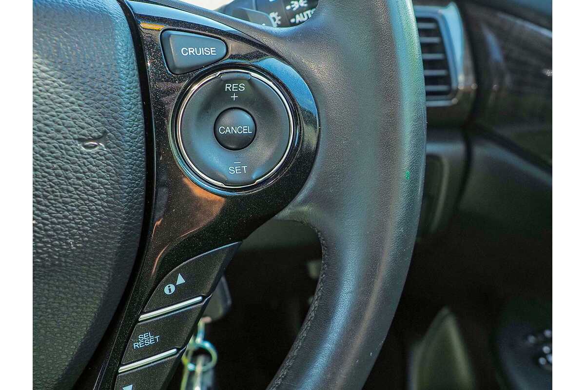 2013 Honda Accord VTi-S 9th Gen