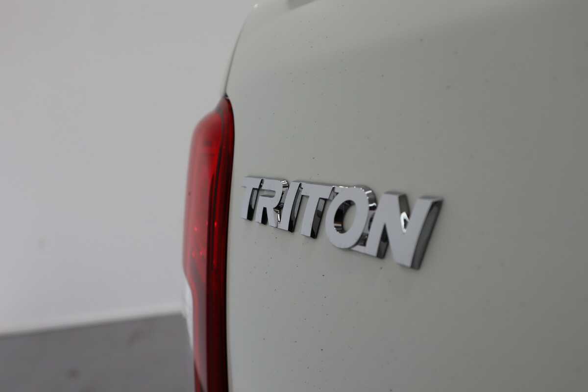 2023 Mitsubishi Triton GLS MR