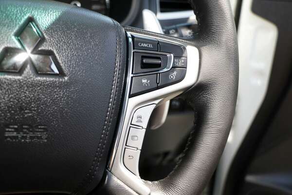 2022 Mitsubishi Pajero Sport GLX QF