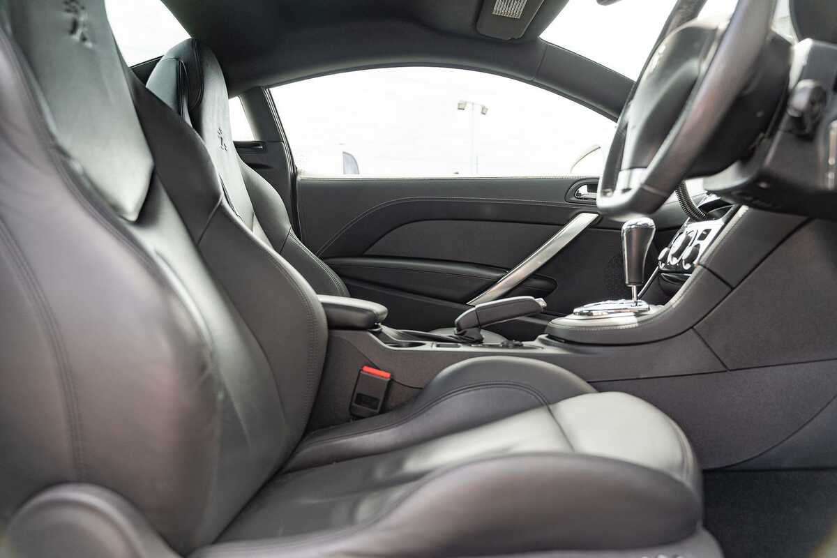 2013 Peugeot RCZ