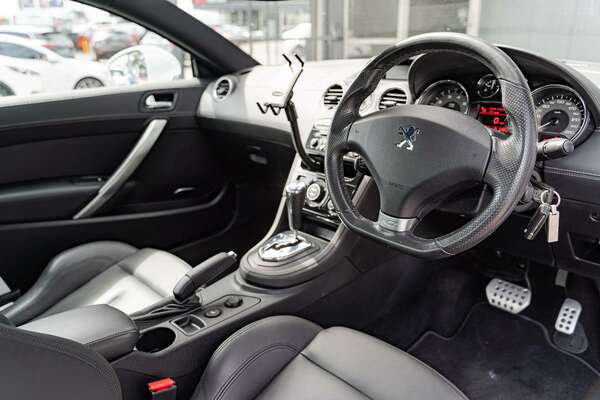 2013 Peugeot RCZ