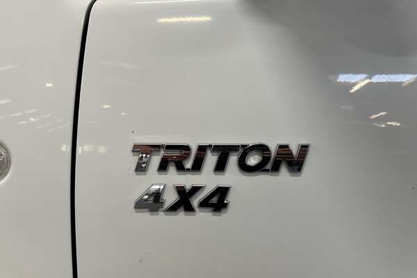 2012 Mitsubishi Triton GLX Double Cab MN MY12 4X4