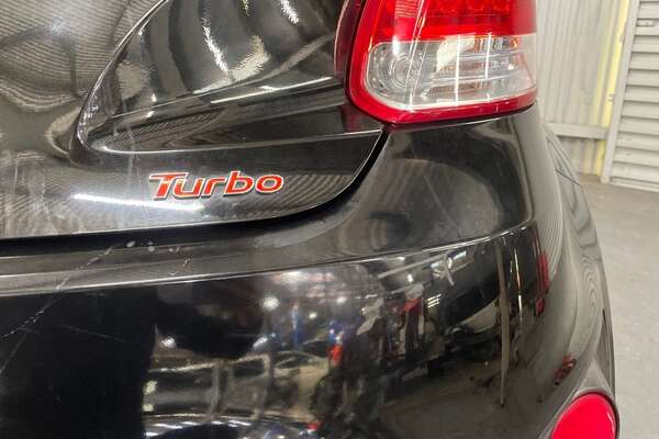 2014 Hyundai Veloster SR Coupe Turbo FS3