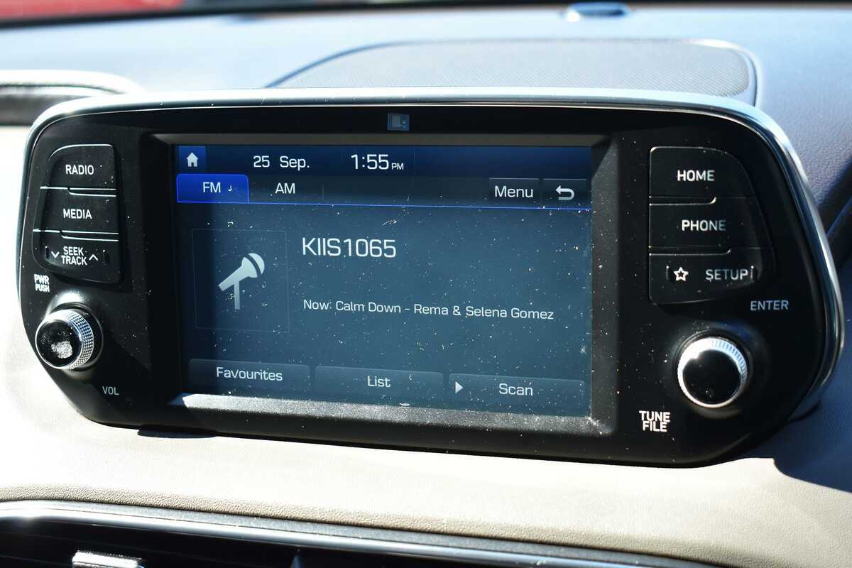 2019 Hyundai Santa Fe Active TM.2