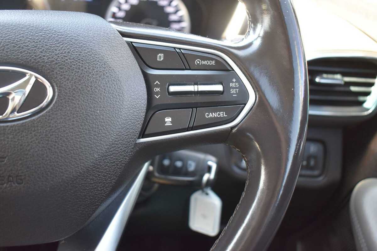 2019 Hyundai Santa Fe Active TM.2