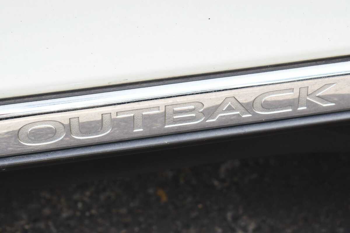2014 Subaru Outback 3.6R 5GEN