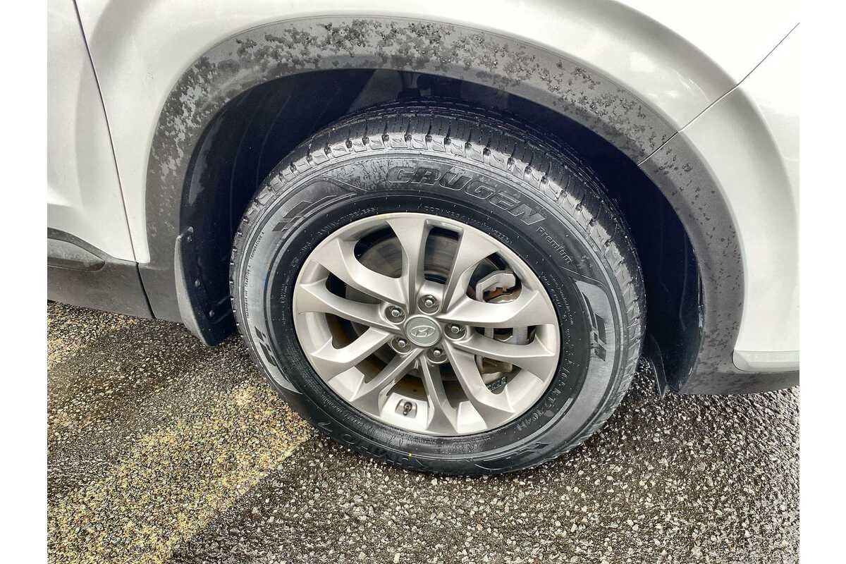 2020 Hyundai Santa Fe Active TM.2