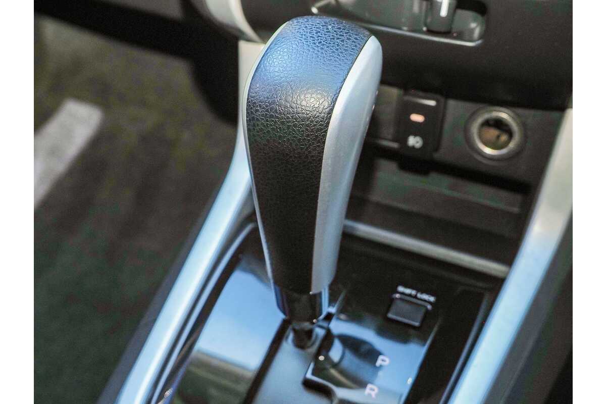 2017 Isuzu MU-X LS-M