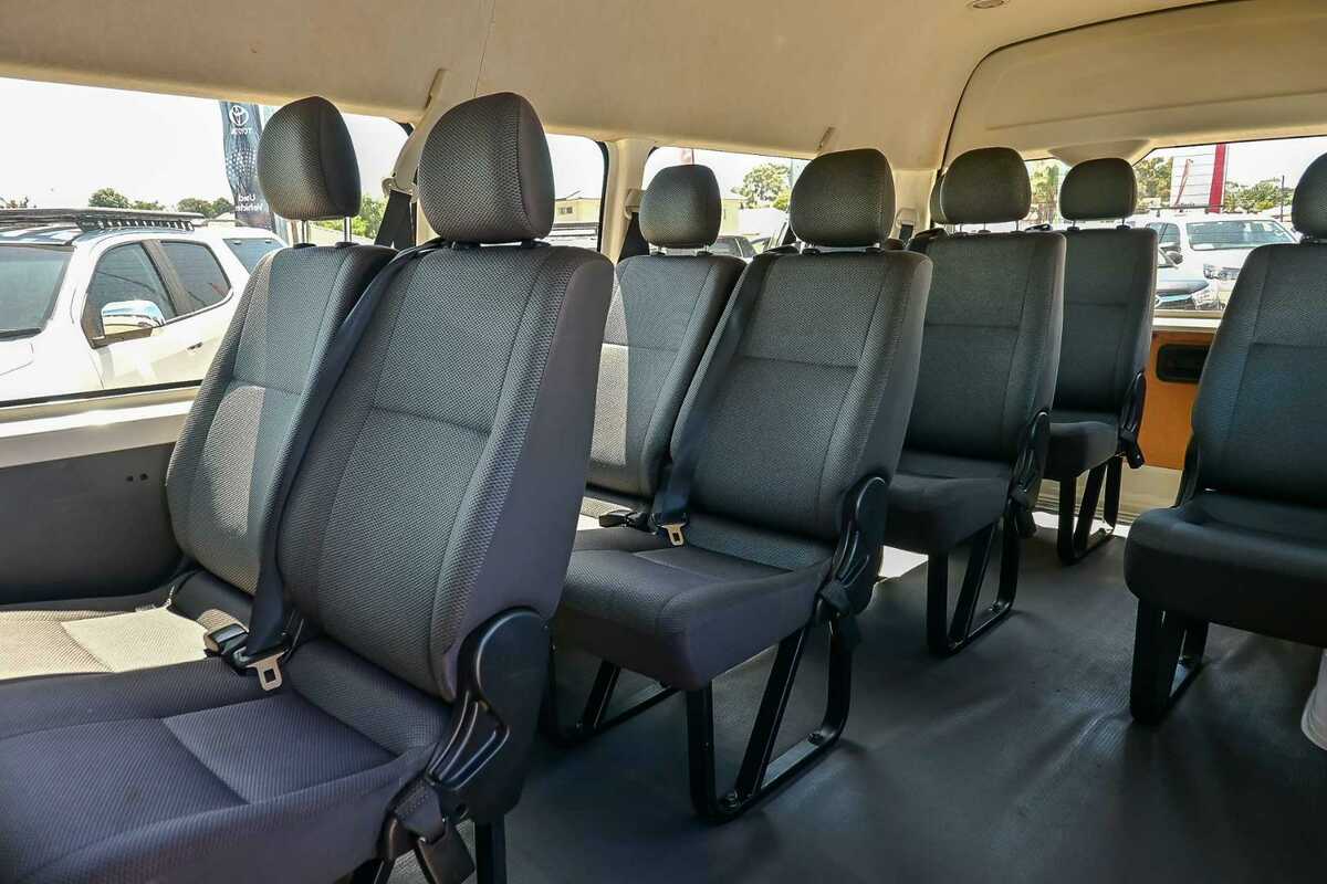 2018 Toyota Hiace Commuter KDH223R