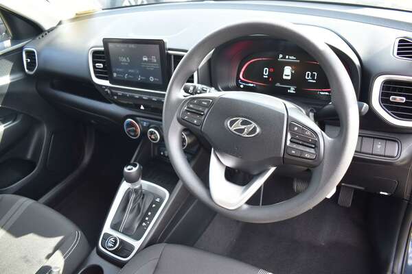 2022 Hyundai Venue Active QX.V5