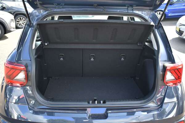 2022 Hyundai Venue Active QX.V5