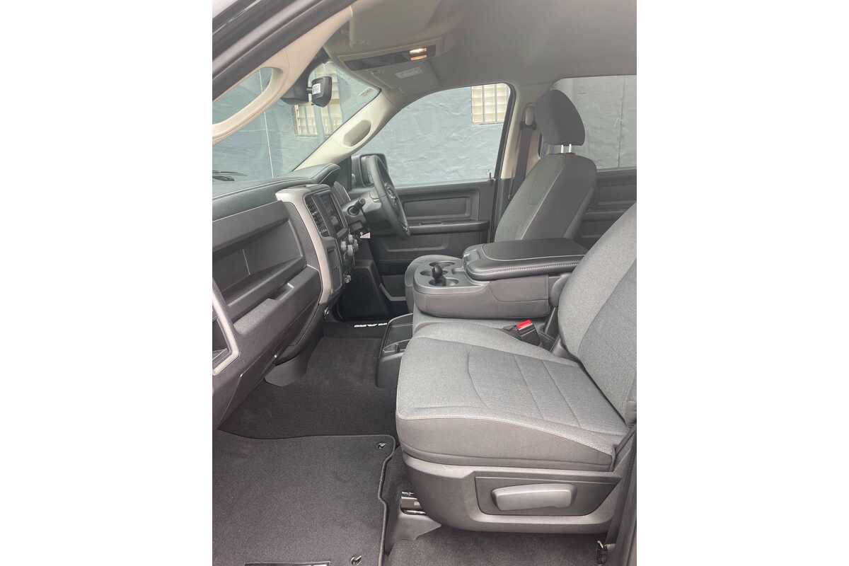 2023 RAM 1500 Express DS