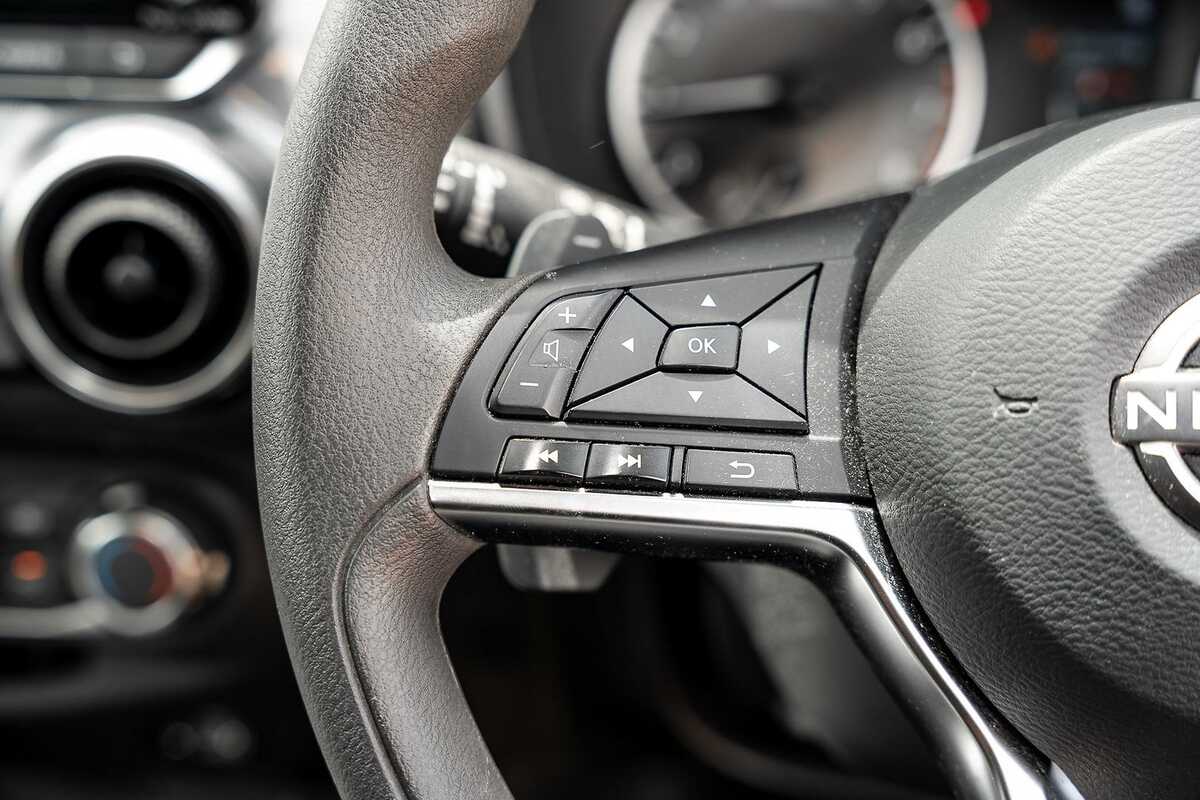 2023 Nissan JUKE ST F16