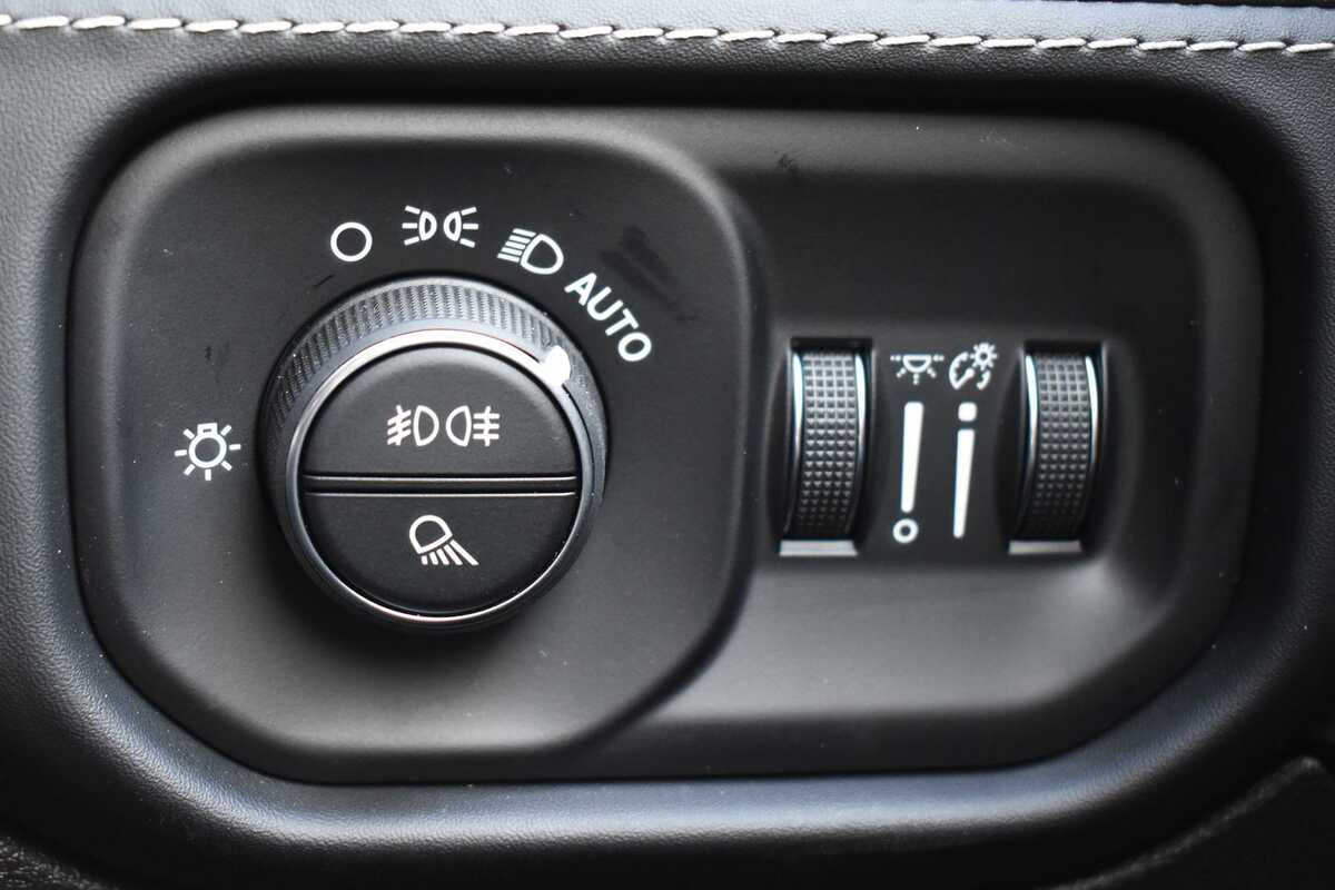2023 RAM 1500 Laramie Sport RamBox DT
