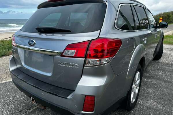 2011 Subaru Outback 2.5i Lineartronic AWD B5A MY11