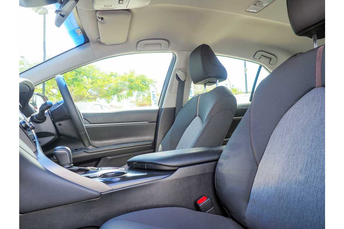 2020 Toyota Camry Ascent Sport AXVH71R