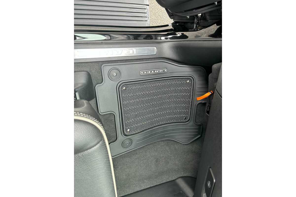 2022 RAM 1500 Limited RamBox DT