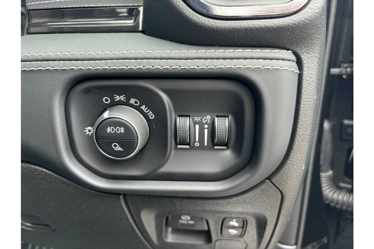 2022 RAM 1500 Limited RamBox DT
