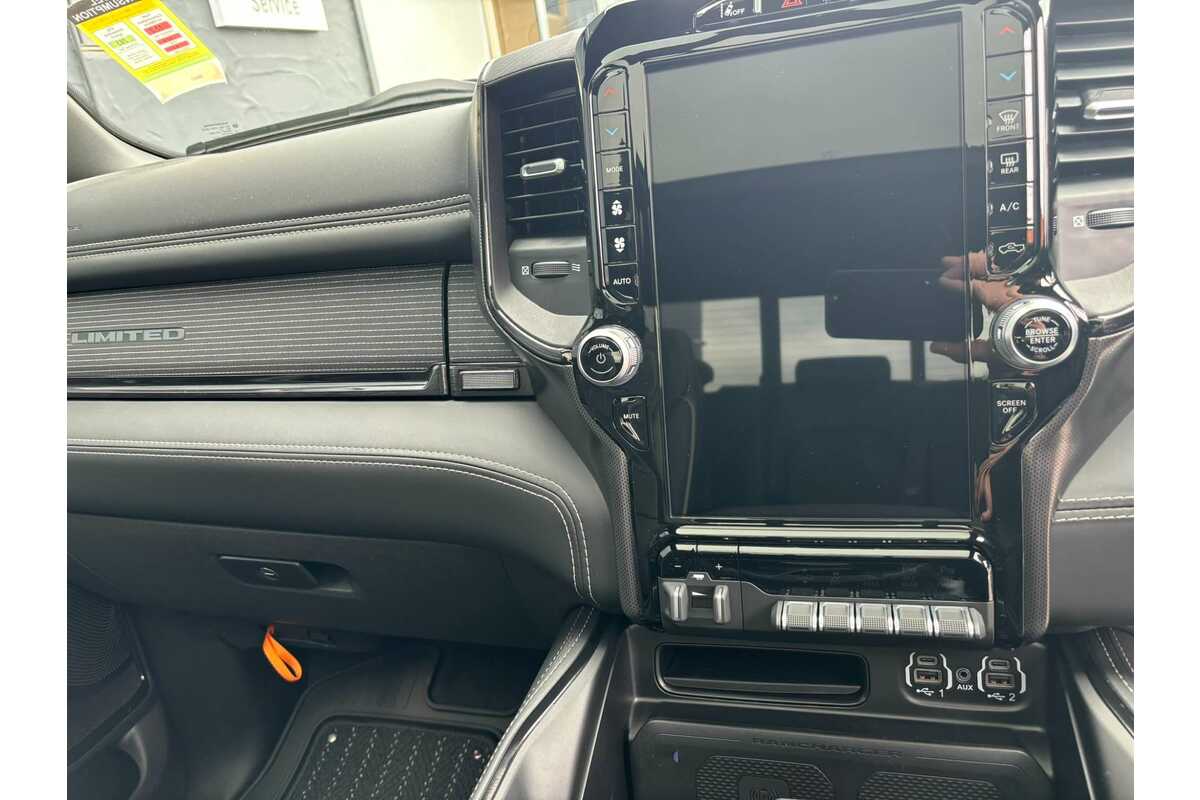 2022 RAM 1500 Limited RamBox DT