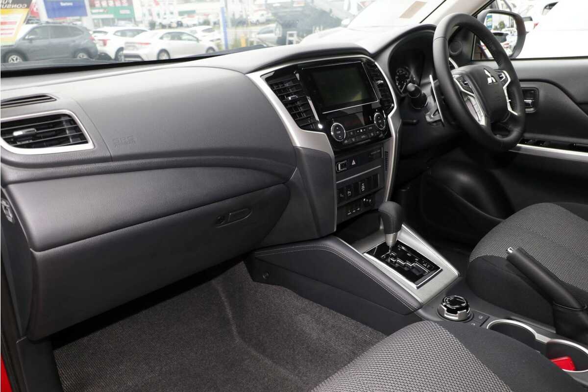 2023 Mitsubishi Triton GLS MR