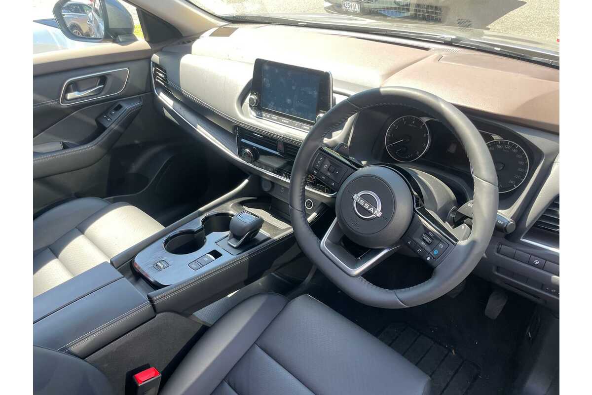 2023 Nissan X-TRAIL ST-L T33