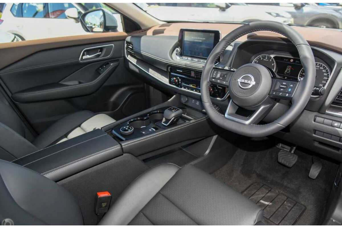 2023 Nissan X-TRAIL ST-L T33