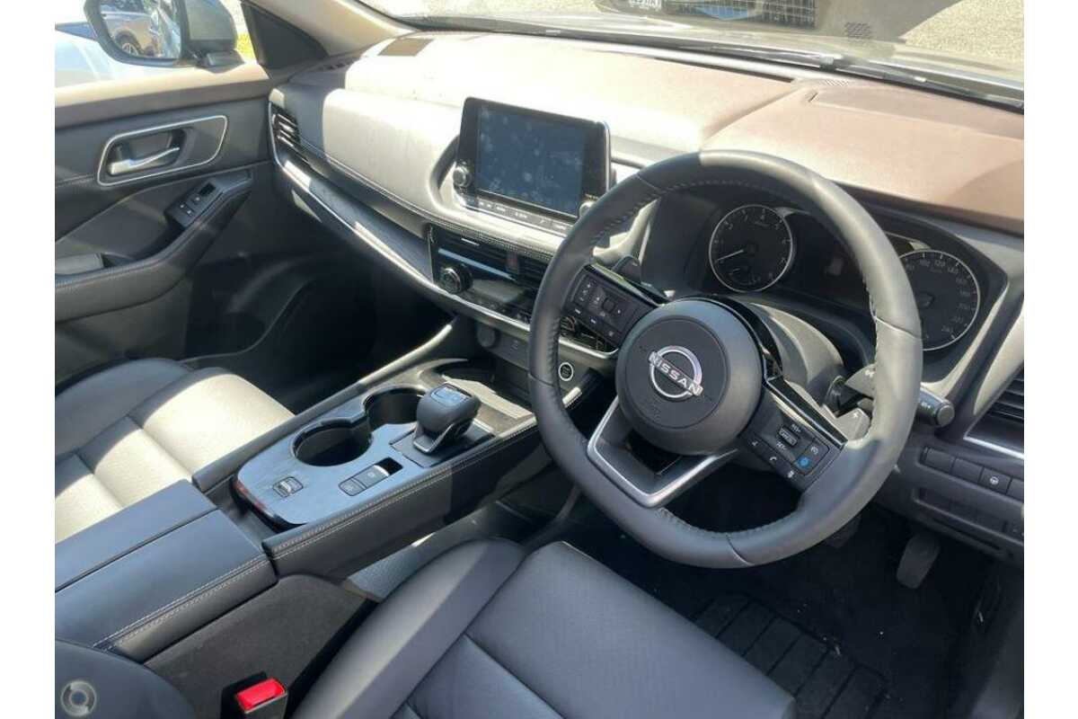 2023 Nissan X-TRAIL ST-L T33