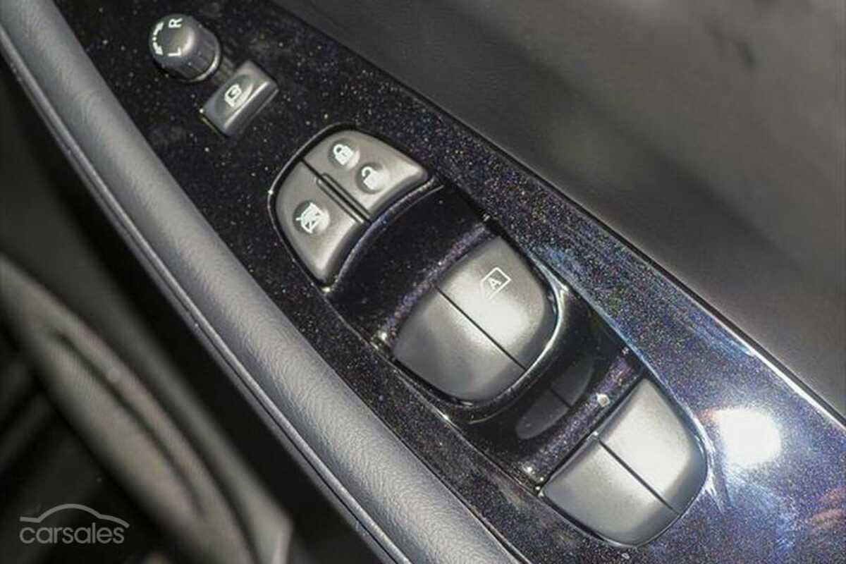 2023 Nissan LEAF e+ ZE1