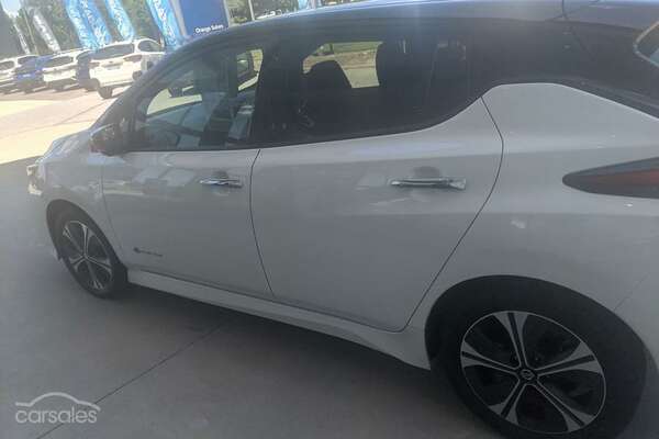 2023 Nissan LEAF e+ ZE1