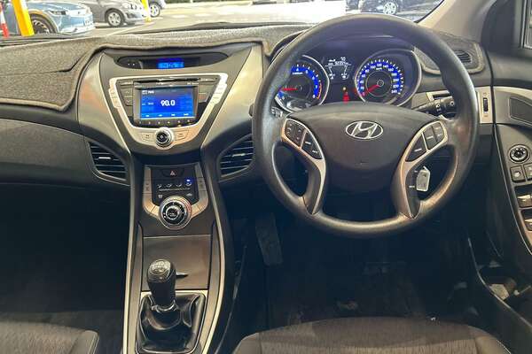 2013 Hyundai Elantra Active MD2
